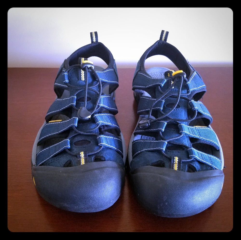 Keens mens size 12